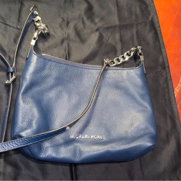 Michael Kors Crossbody - Picture 1 of 7